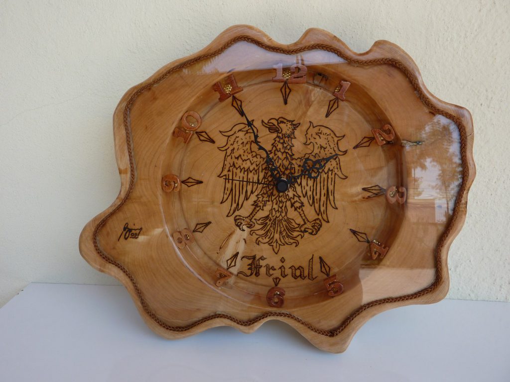 Orologio da parete fresato