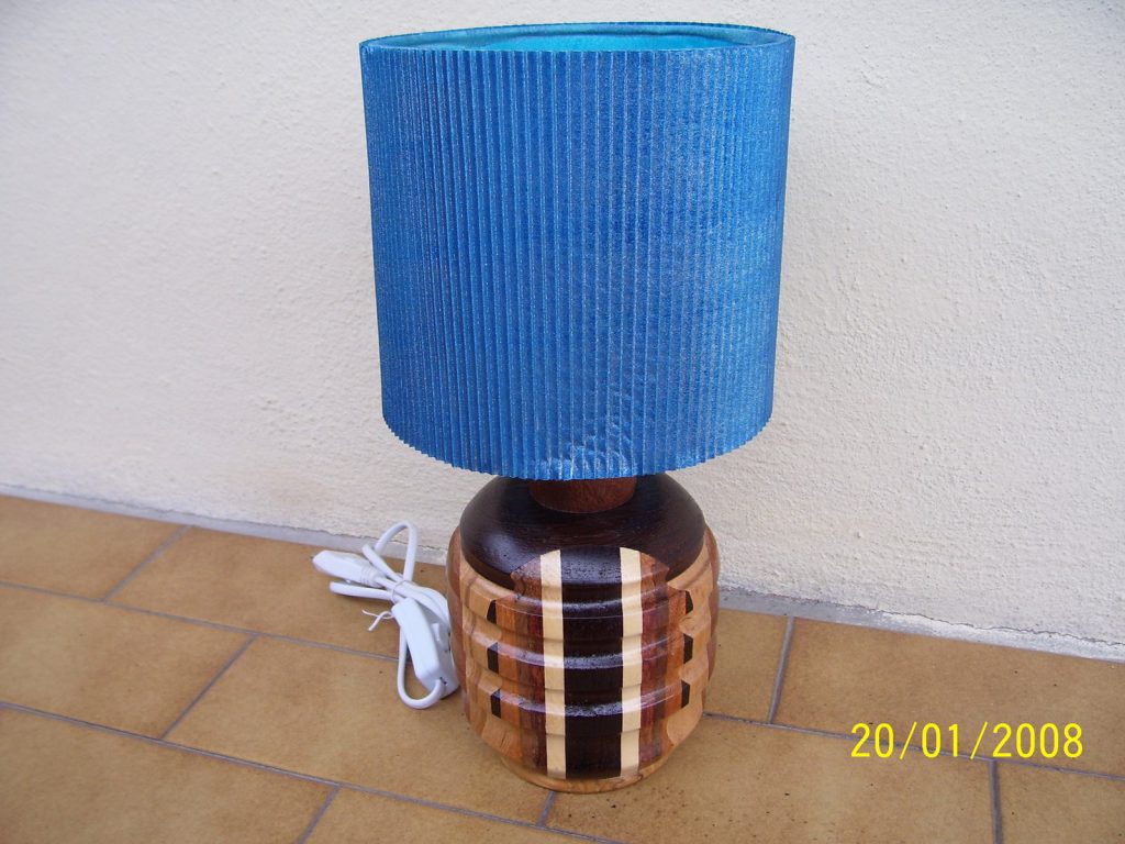 Lampada da tavolo