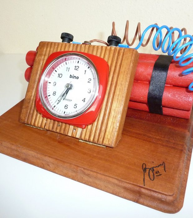 Orologio "bomba"