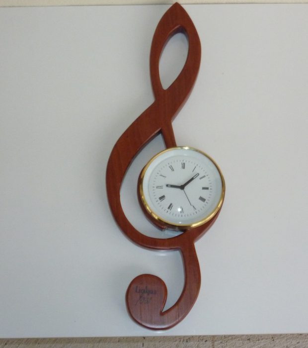 Orologio in chiave di violino