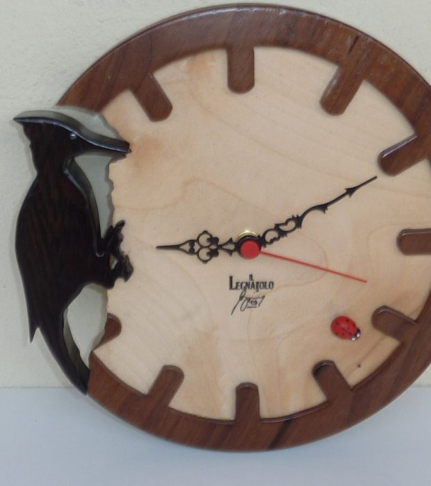 Orologio da parete "con picchio"