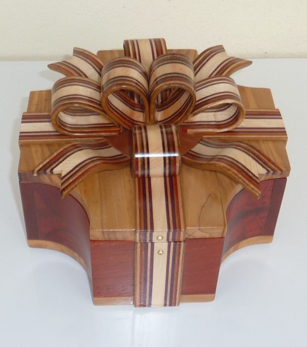 Cofanetto portagioie con fiocco (variazione)