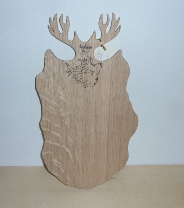 Tagliere con decorazione corna di cervo